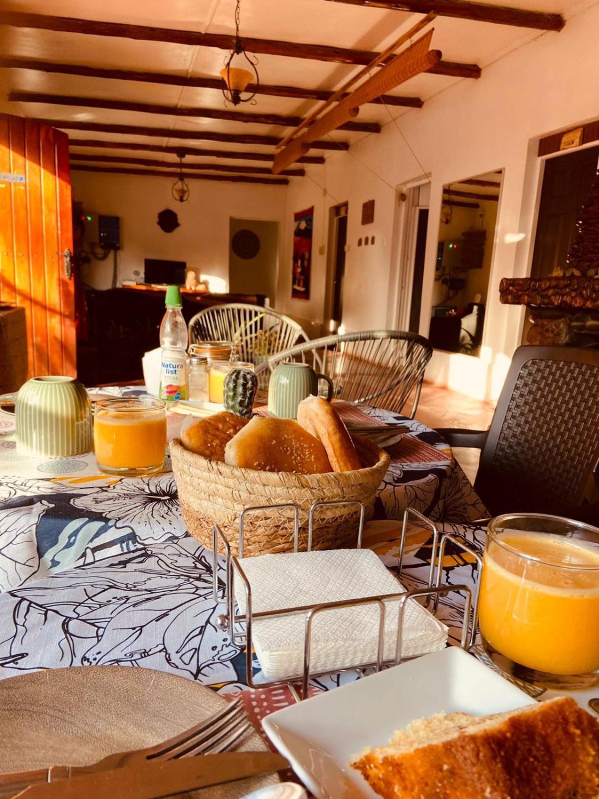 Caminandes Hostal San Pedro de Atacama Exterior photo